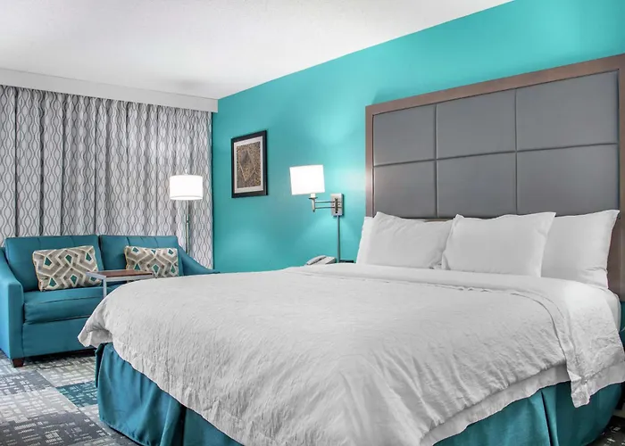 Hampton Inn Adel