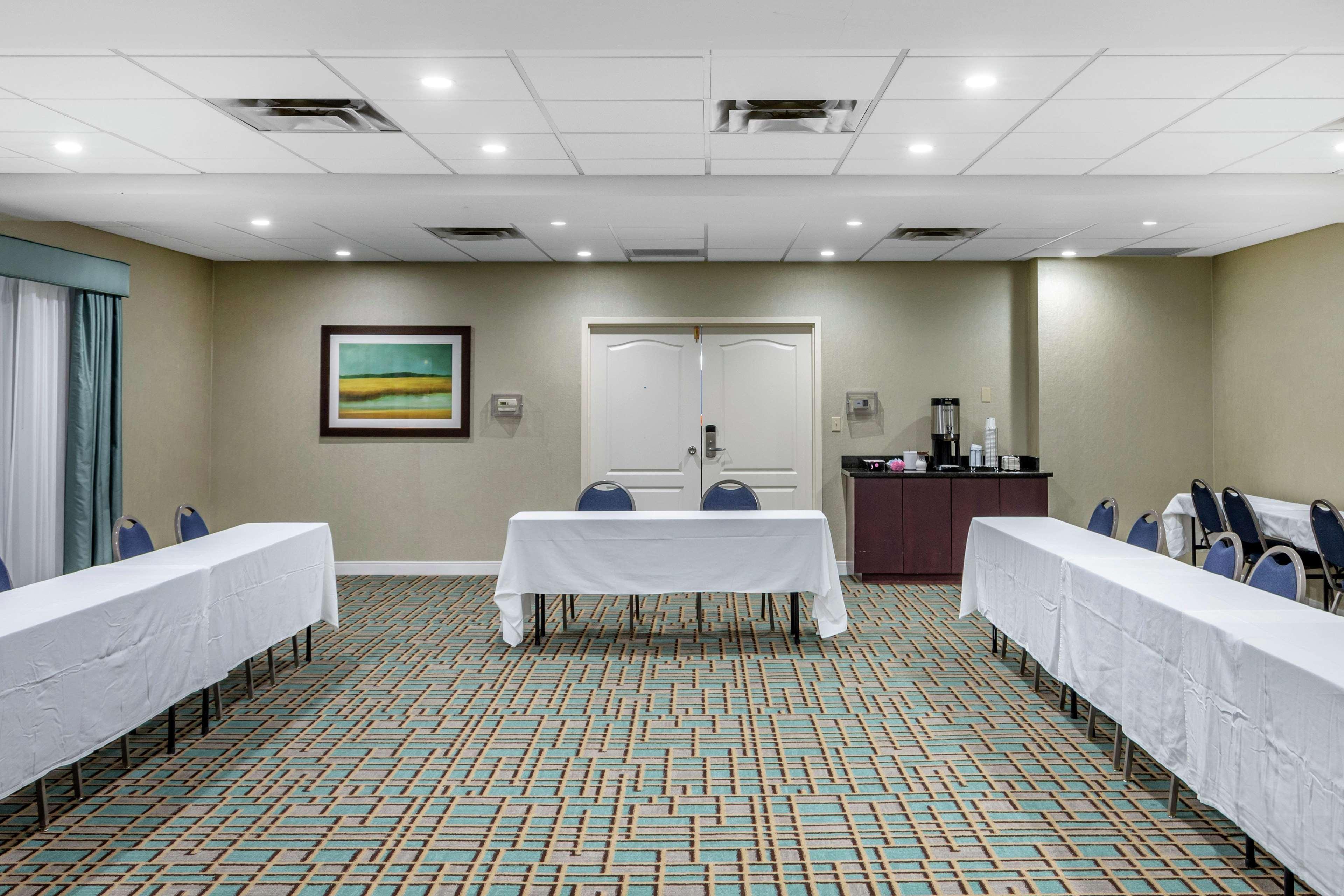 Hampton Hotel Adel