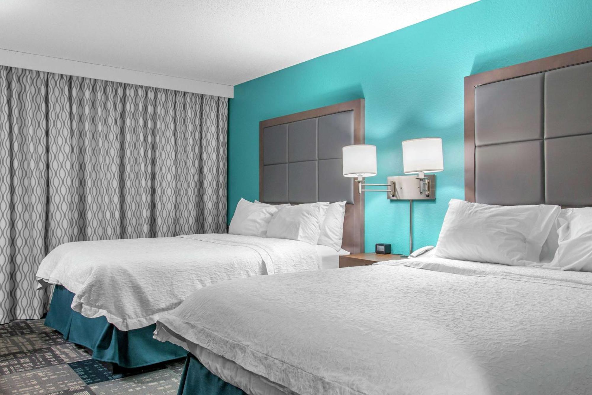 Hampton Hotel 3*
